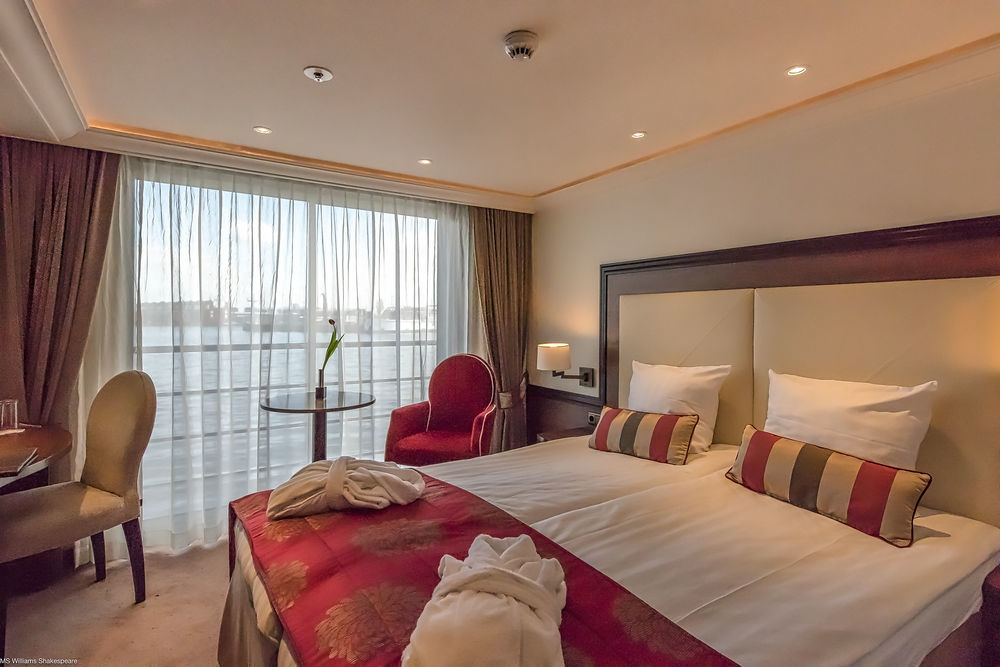 Hotel Knm Ms Switzerland II - Frankfurt Francoforte sul Meno Esterno foto